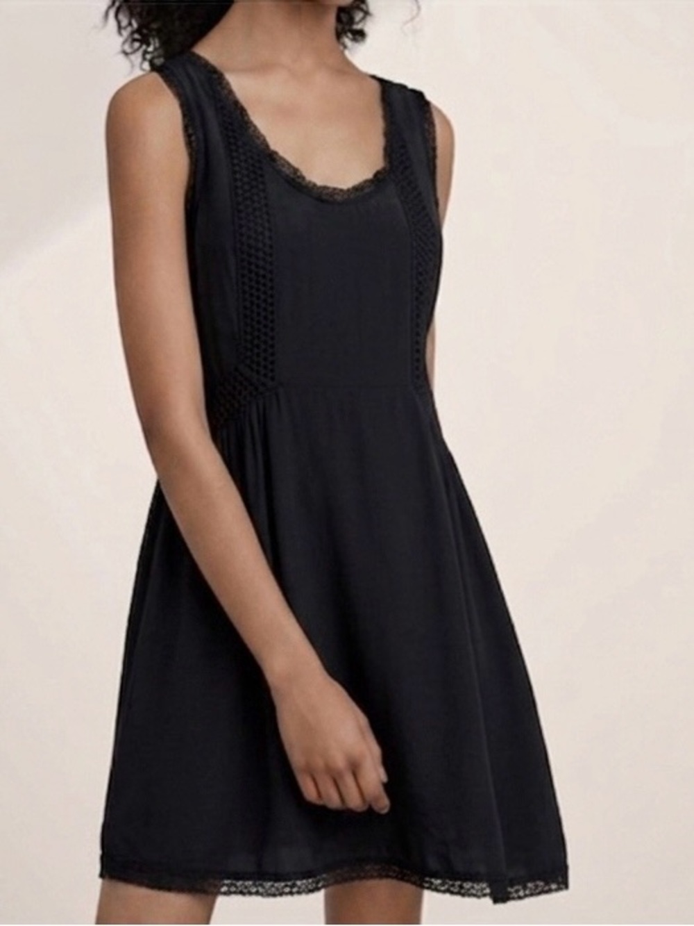 Aritzia Black Sleeveless Lace-Trim Mini Dress
